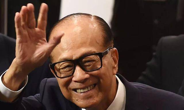 张子强团伙中,那个听李嘉诚建议买了28套房的青年,后来咋样?