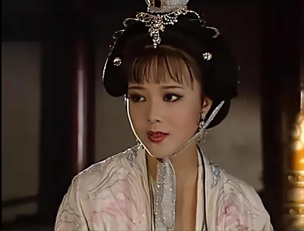 演完《神医喜来乐》21年后,又演《宣武门》,她彻底没认出来_梁丽_姑妈