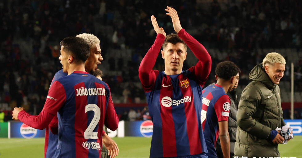 原创巴萨31那不勒斯评论区青春闪耀让人想起梅西哈维小白