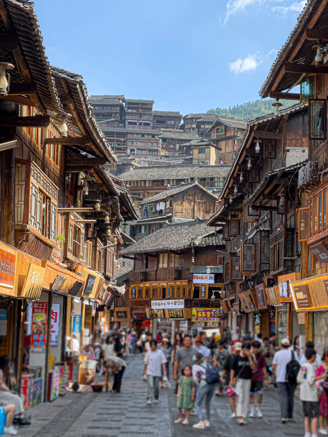 趁淡季去贵州千户苗寨过夏天贵州苗寨躺平旅游攻略全程自由
