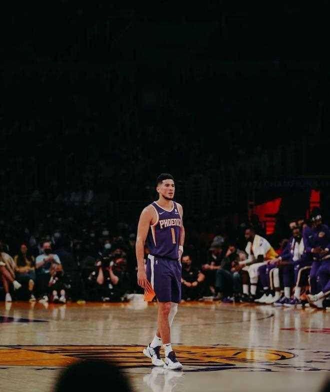 原创伤病侵袭成常态威少复出时间没有期限布克将缺席多场比赛