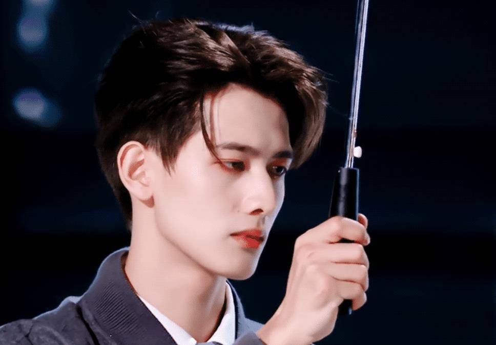 原创创4成团倒计时粉丝停止给利路修投票之后诺言却不请自来