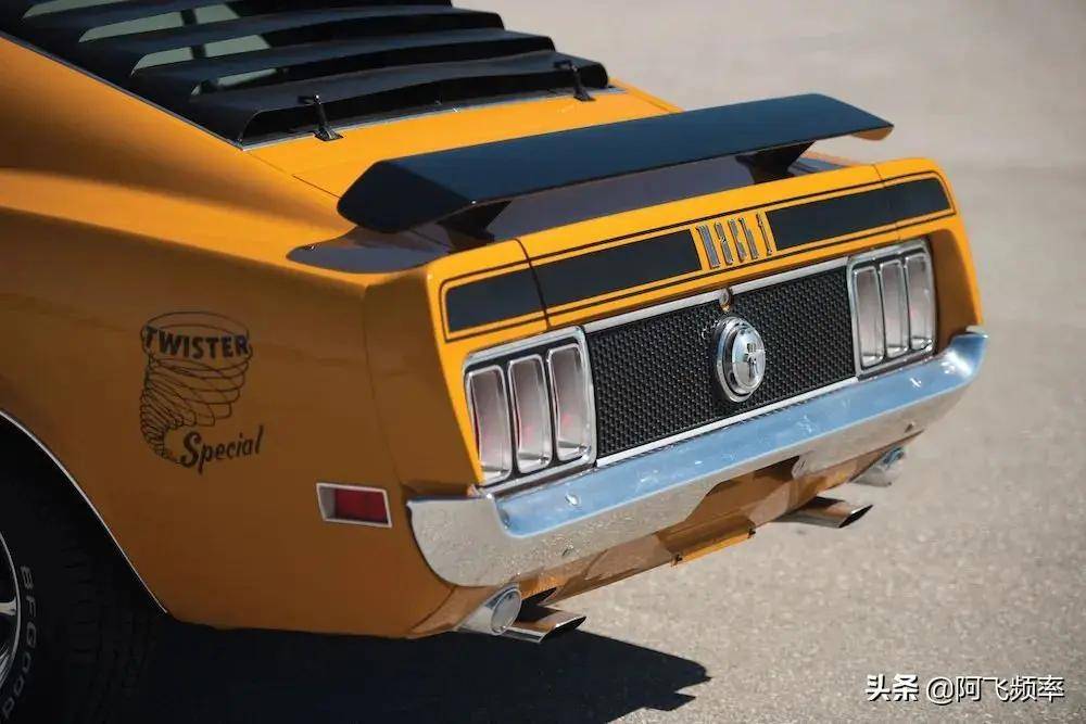 废弃谷仓发现罕见 1970年福特mustang mach 1特别版_搜狐汽车_搜狐网