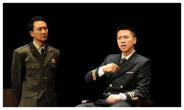 濮存昕见证陈宝国评"西北锤王",口中之言,言之准确.