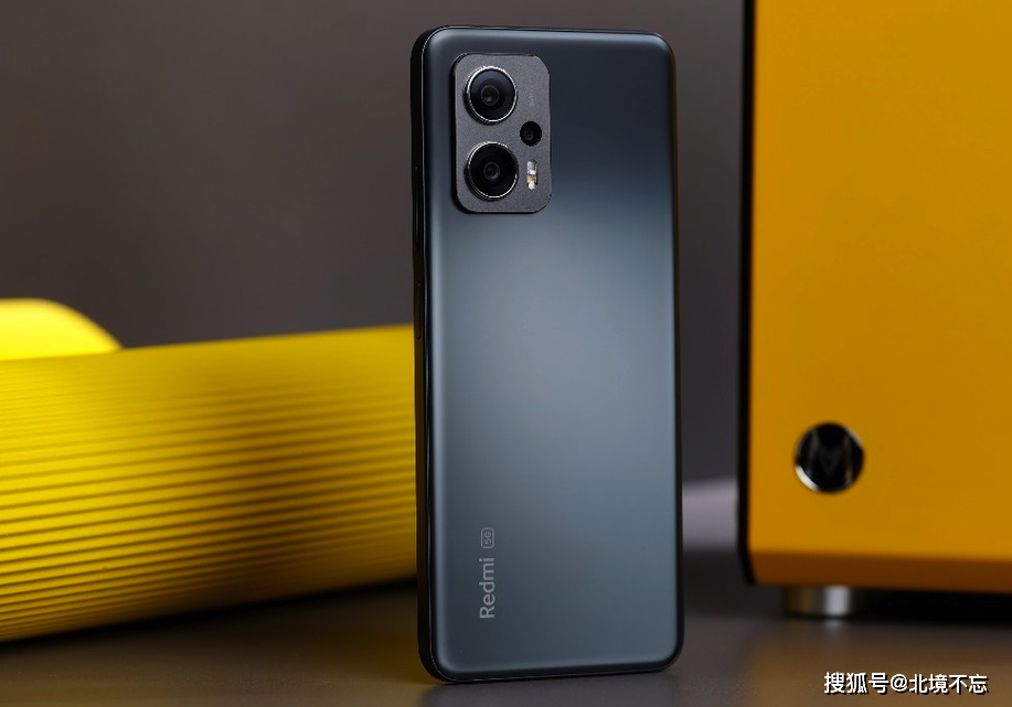 原创红米开启降价模式12g256g67w高性能lcd手机降至1289元