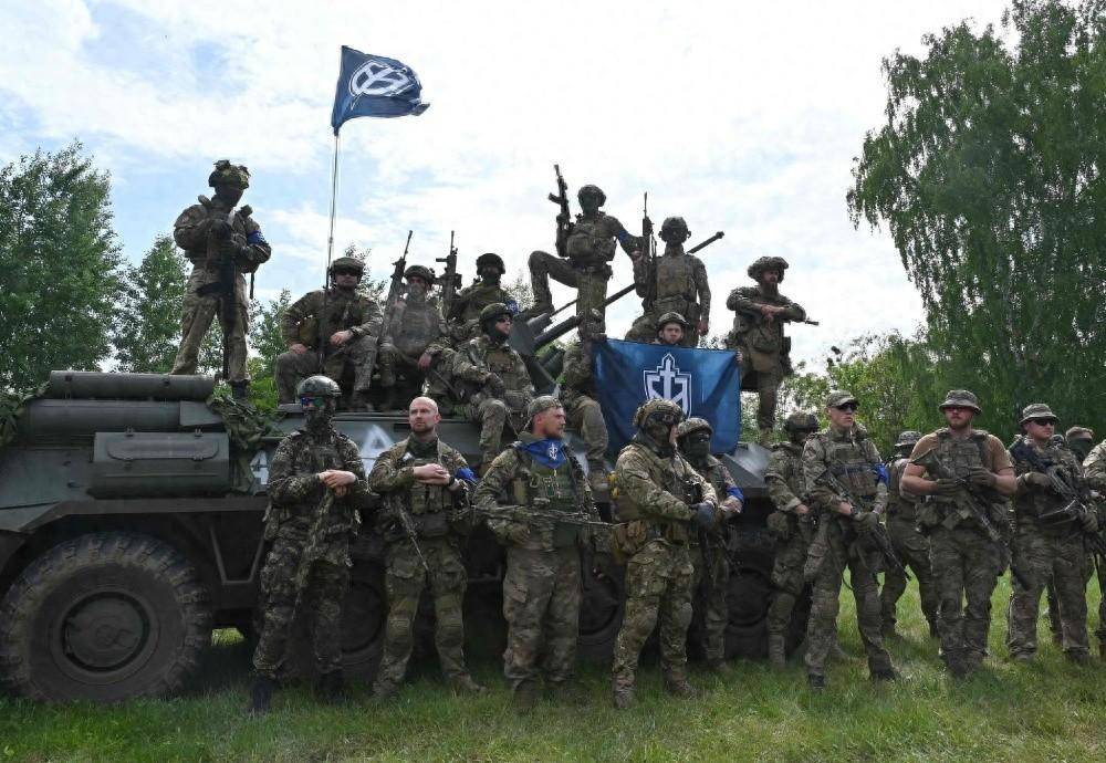 俄叛徒变自由军打俄边境?真相与俄总统选举有关_俄罗斯_武装力量_制造