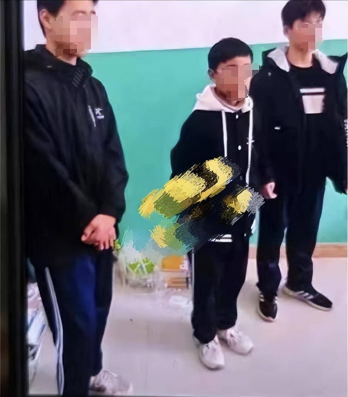 手段残忍,被害家属含泪披露事发经过_王某某_孩子_网友