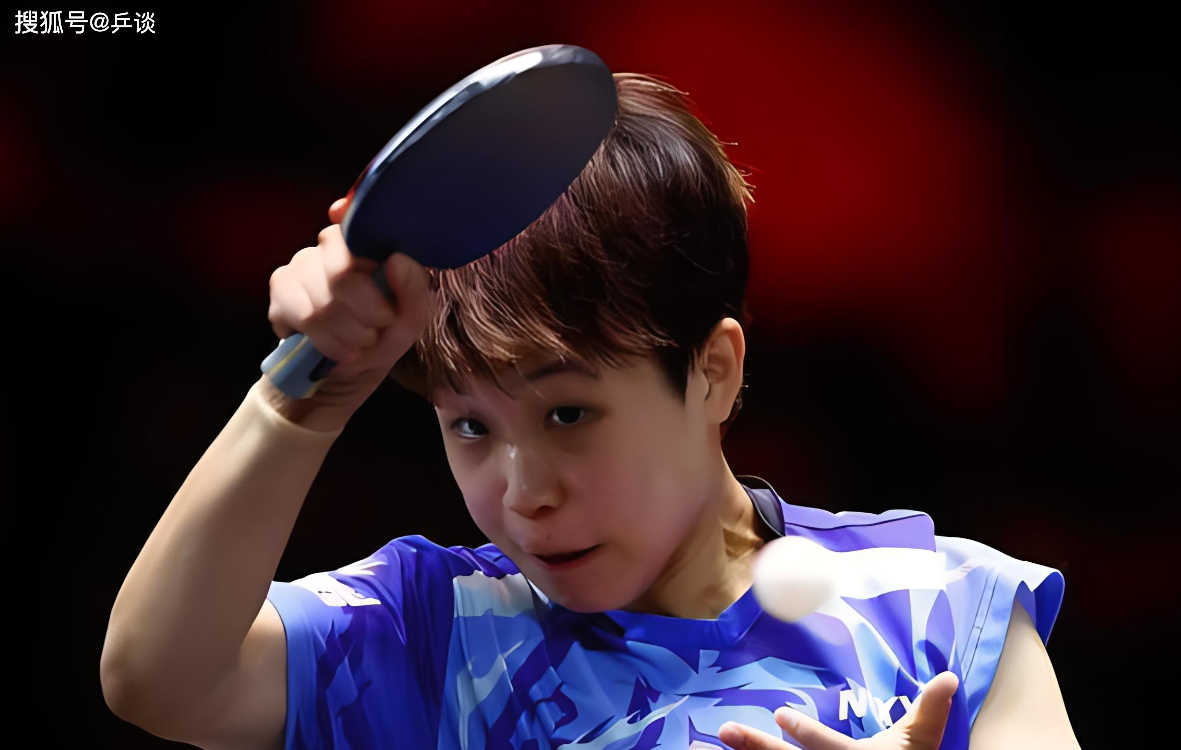 反手相持中出现失误丢分,局末阶段陈梦8-3继续保持优势,反手相持出现