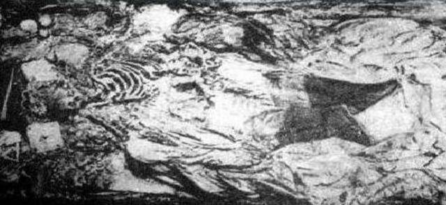1957年,定陵挖掘的罕见镜头,万历的遗骨照,郭沫若现场指导