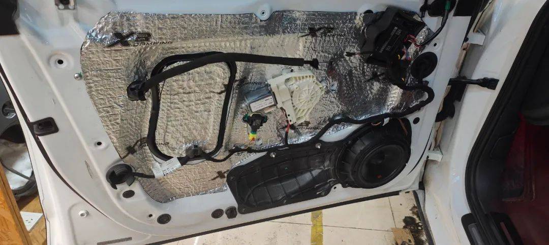 哈尔滨美音汇汽车音响改装,奥迪a6l音响升级案例分享_搜狐汽车_搜狐网