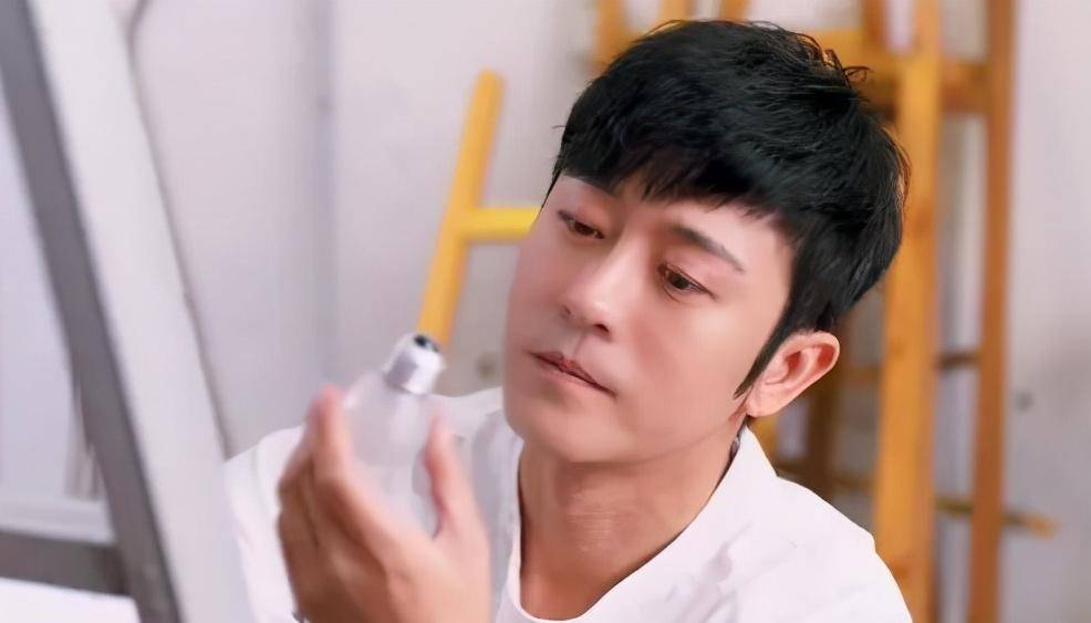 "太子爷"林雨申:亲妈干妈连捧20年,搭档赵露思后终于红了_李少红_演艺