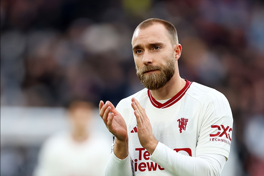 埃里克森在曼联已成边缘球员 走人已成必然 只有丹麦主教练信任他!_比