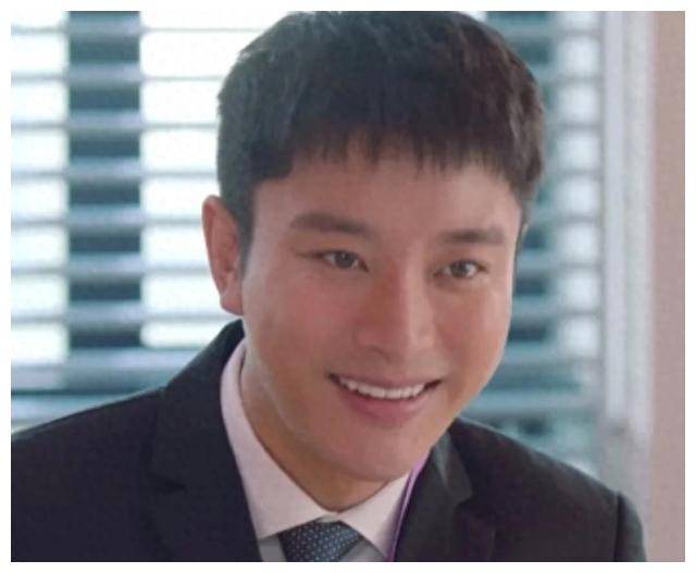 《贾乃亮参演新剧《创想季》引热议,感情戏也出彩》_贾哥_角色_明星