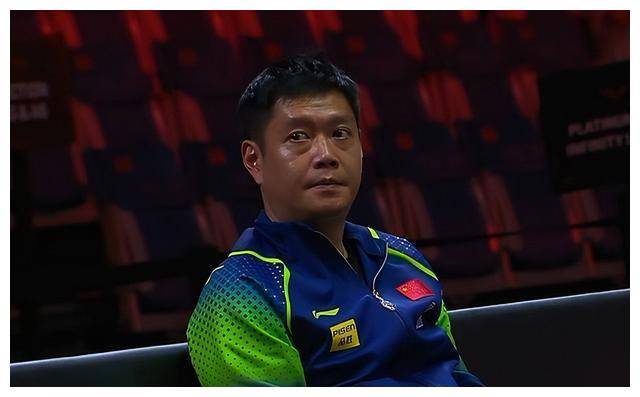 王艺迪大胜印度高妹,喜笑颜开,邱贻可同庆,场面感人.