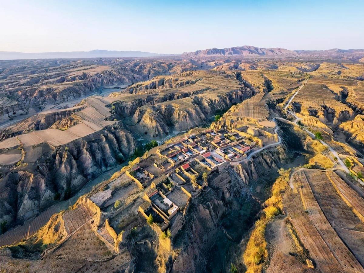 朱棣帝御驾亲征漠北时途经张家口万全和张北野狐岭时的情景