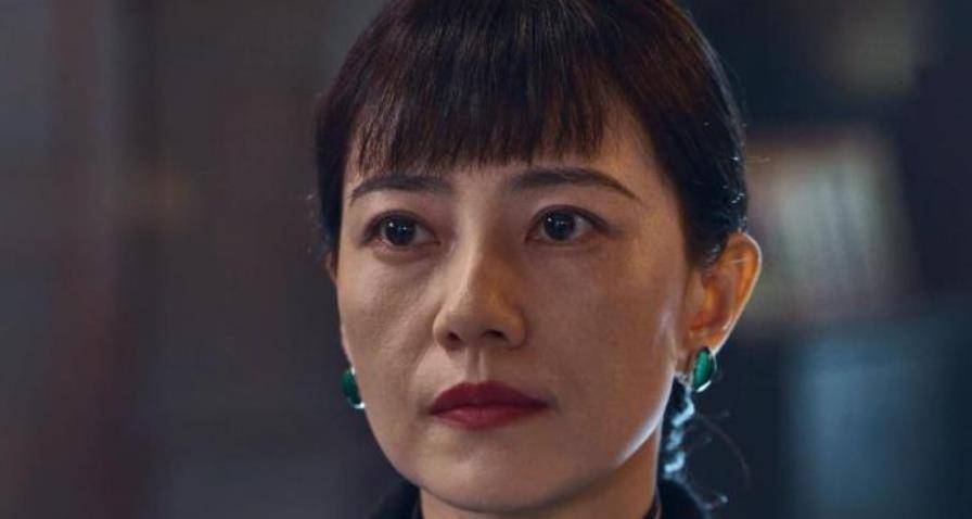 原创高圆圆新剧脸颊凹陷被嘲老态尽现是自然老去还是角色需要