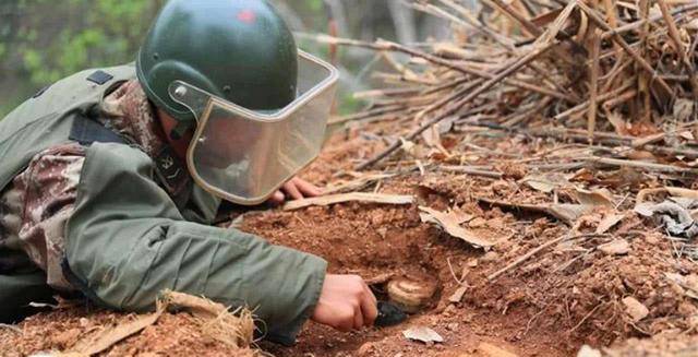 姜让青_地雷_敌人