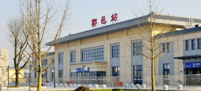 我国最"尴尬"的火车站,游客常因此坐过站,听到名字让人想笑_夏邑县