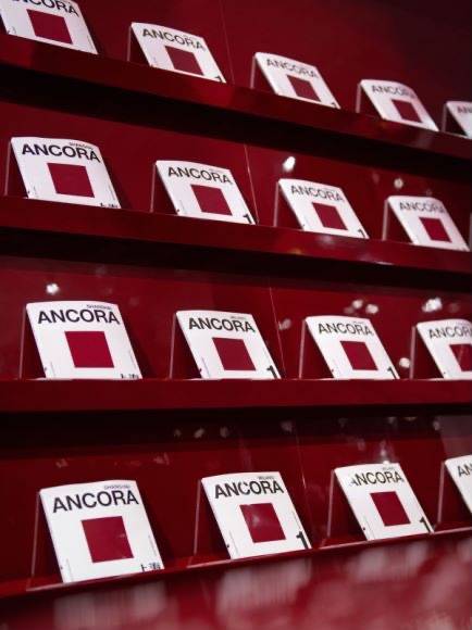 gucciancora古驰安可拉红同期登陆中国多城