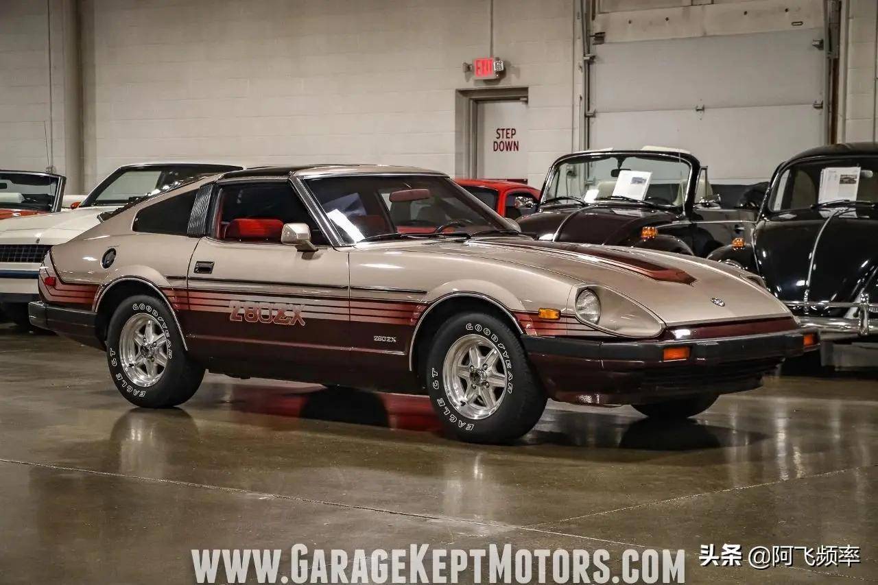百叶窗配大红天鹅绒 jdm经典1983年日产280 zx_搜狐汽车_搜狐网