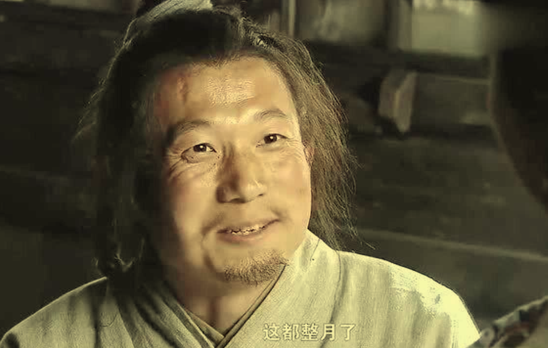 曝"武大郎"扮演者患脑中风,老伴没有手脚,退休金4000元