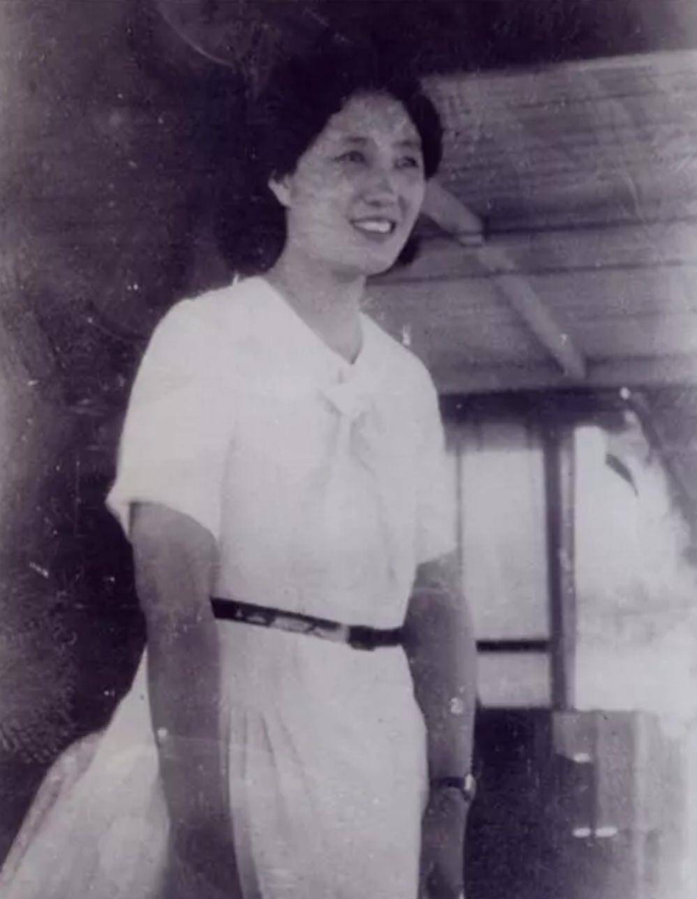 原创董竹君母亲因丢了金簪子而痛哭夏之时竟然说把她给我绑起来