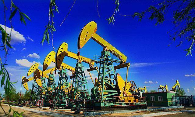 不得不提到我们的邻国日本,他们对我国石油资源可是有着很深的"执念"