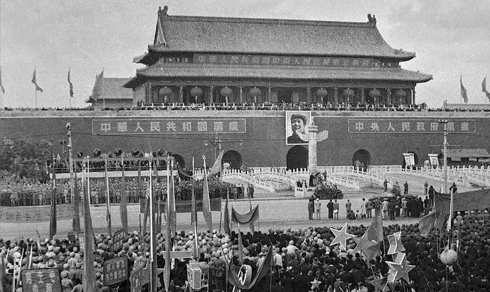 原创1961年英国秘密部署48枚核弹准备轰炸中国为何最终没用