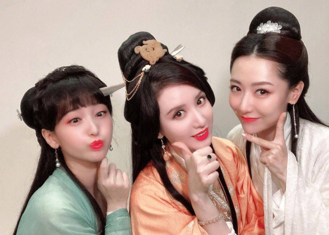 原创神话三美穿古装同框白冰没变化张萌可爱粉丝爷青回