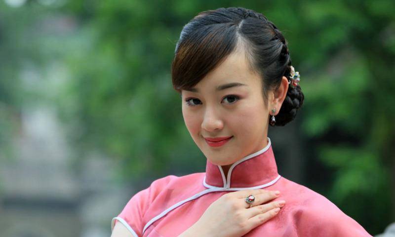 原创张檬与小五官宣恋情后的首次同框张檬主动表达情感小五略显羞涩