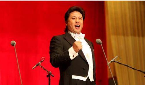 原创世界第四男高音戴玉强30岁娶初恋结婚28年女儿是他的小心肝