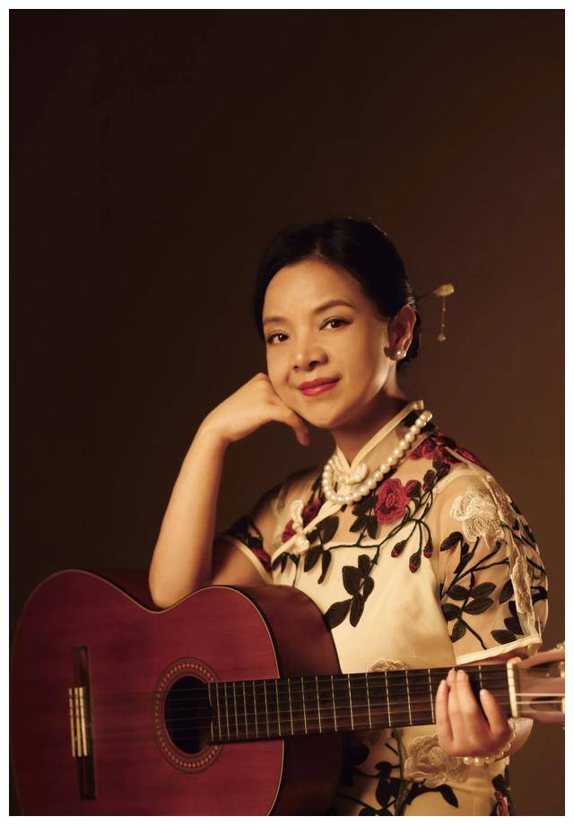 聆听陈涓12首经典情歌全新高端音质期待你的共鸣