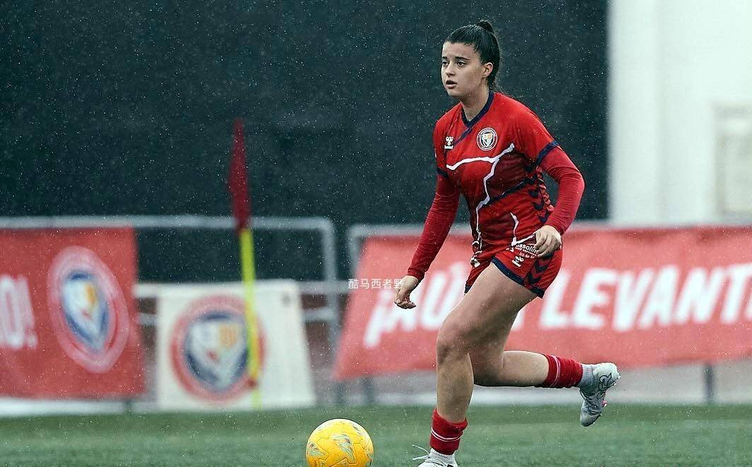 西甲女足联赛周末又战一轮,唐佳丽重回球队大名单