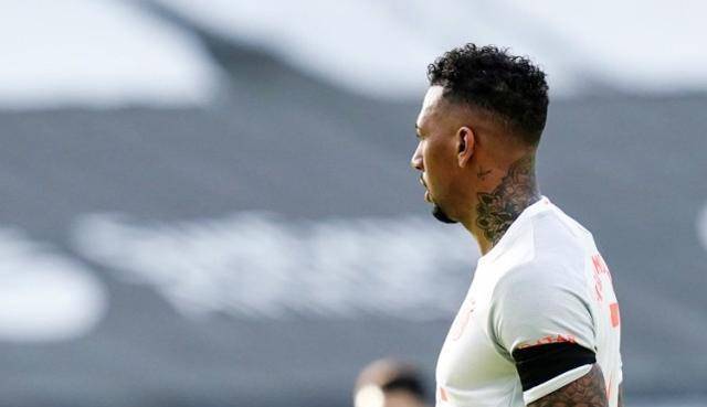 35岁的他,堪称足坛笑面虎_博阿滕_哈特_行为