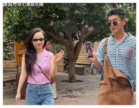 霍思燕家今日吃麻辣烫嗯哼乖巧妹妹丸子头可爱无比