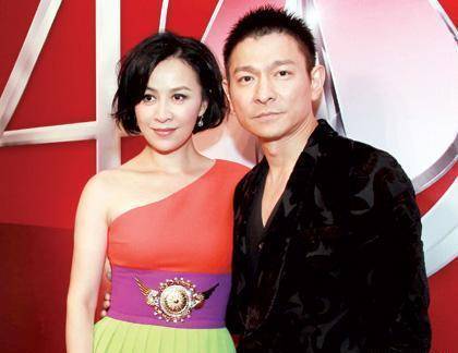 比如和刘德华,刘嘉玲同期的艺人刘锦玲.