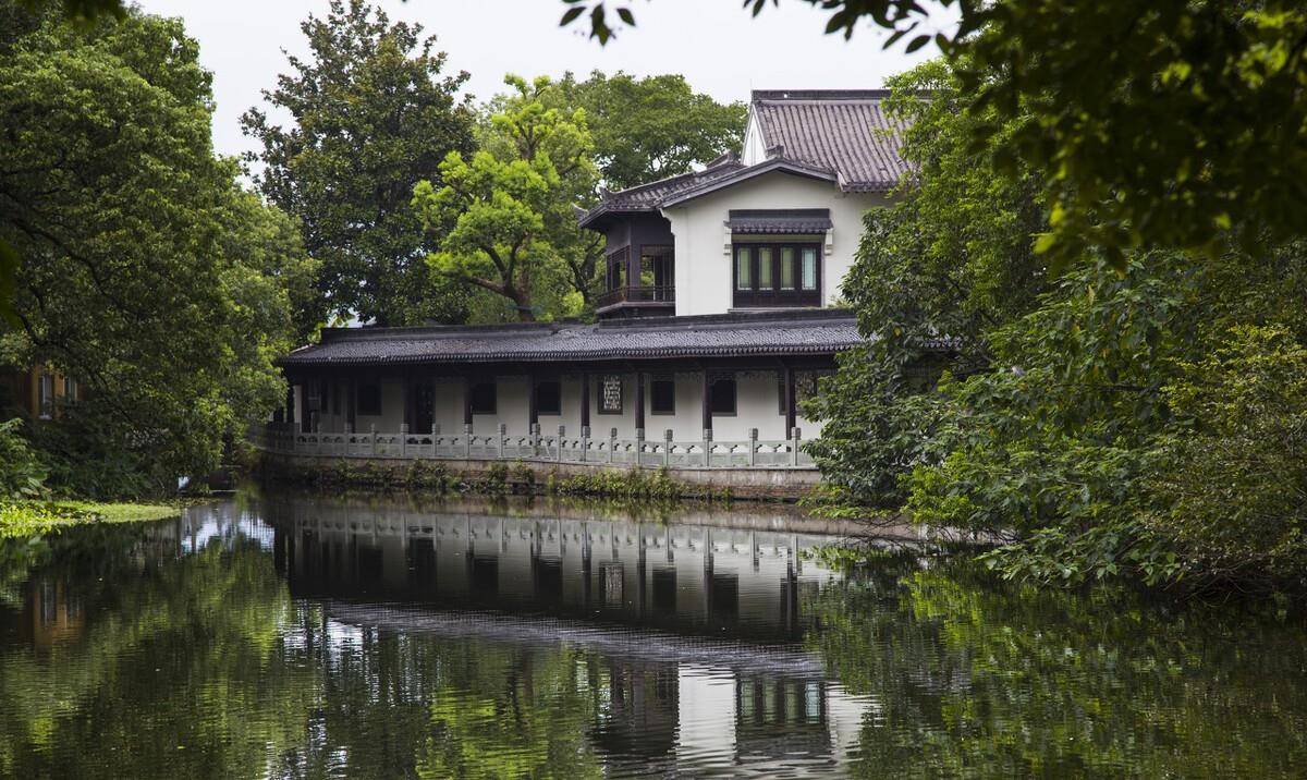 汉文帝就和冯唐唠嗑说,我在代国的时候,曾经和尚食监(专门负责皇帝的