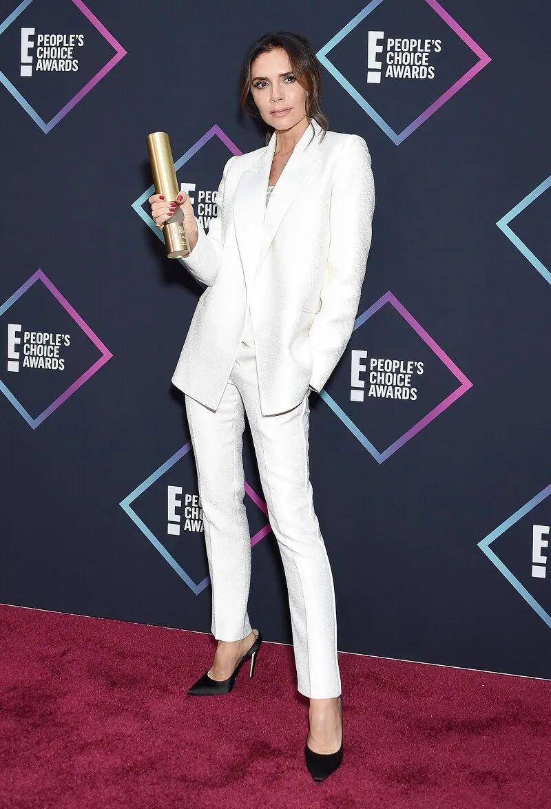 自律狂魔贝嫂,骨折仍争当卷王!