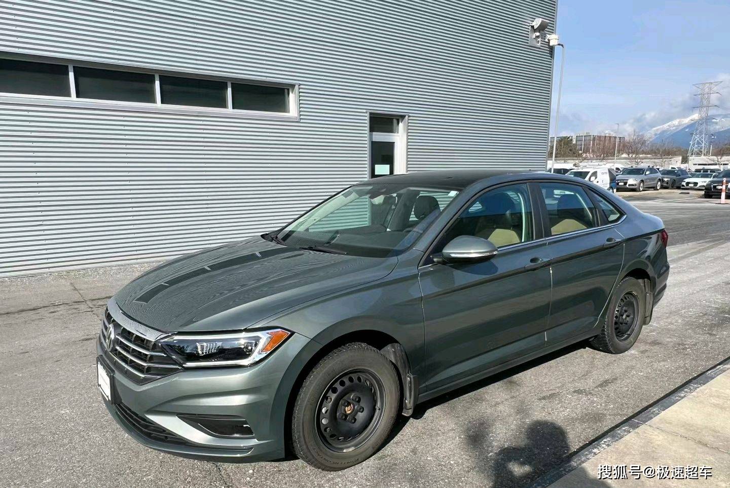 美版大众jetta车型介绍大众jetta,作为大众品牌在全球市场的一款紧凑