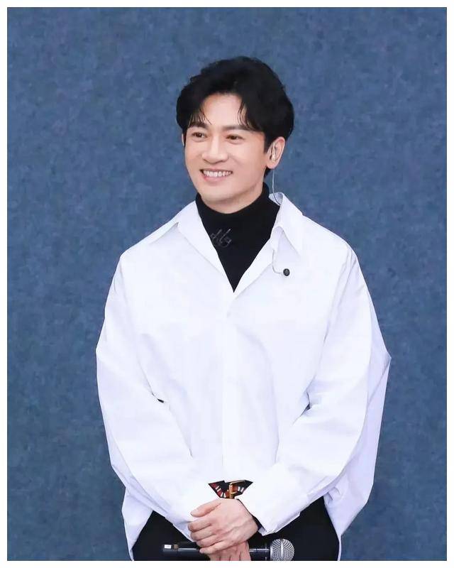 不老男神苏有朋,有颜值,有演技,做个单身贵族挺好!