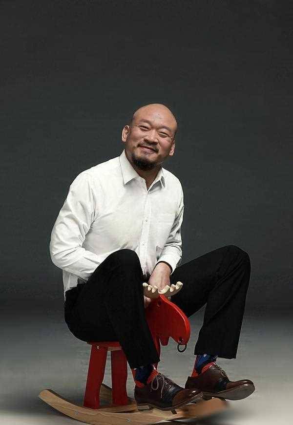 《猎冰》斌子:群演奋斗成黄金配角,外表凶狠,生活中