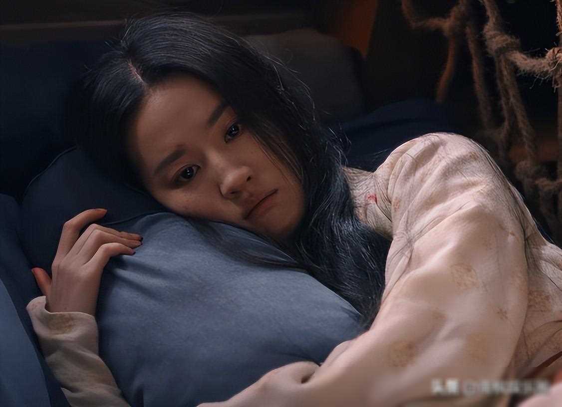 娱乐圈的残酷真相,在36岁的刘亦菲身上体现得淋漓尽致_赵薇_造型_时装