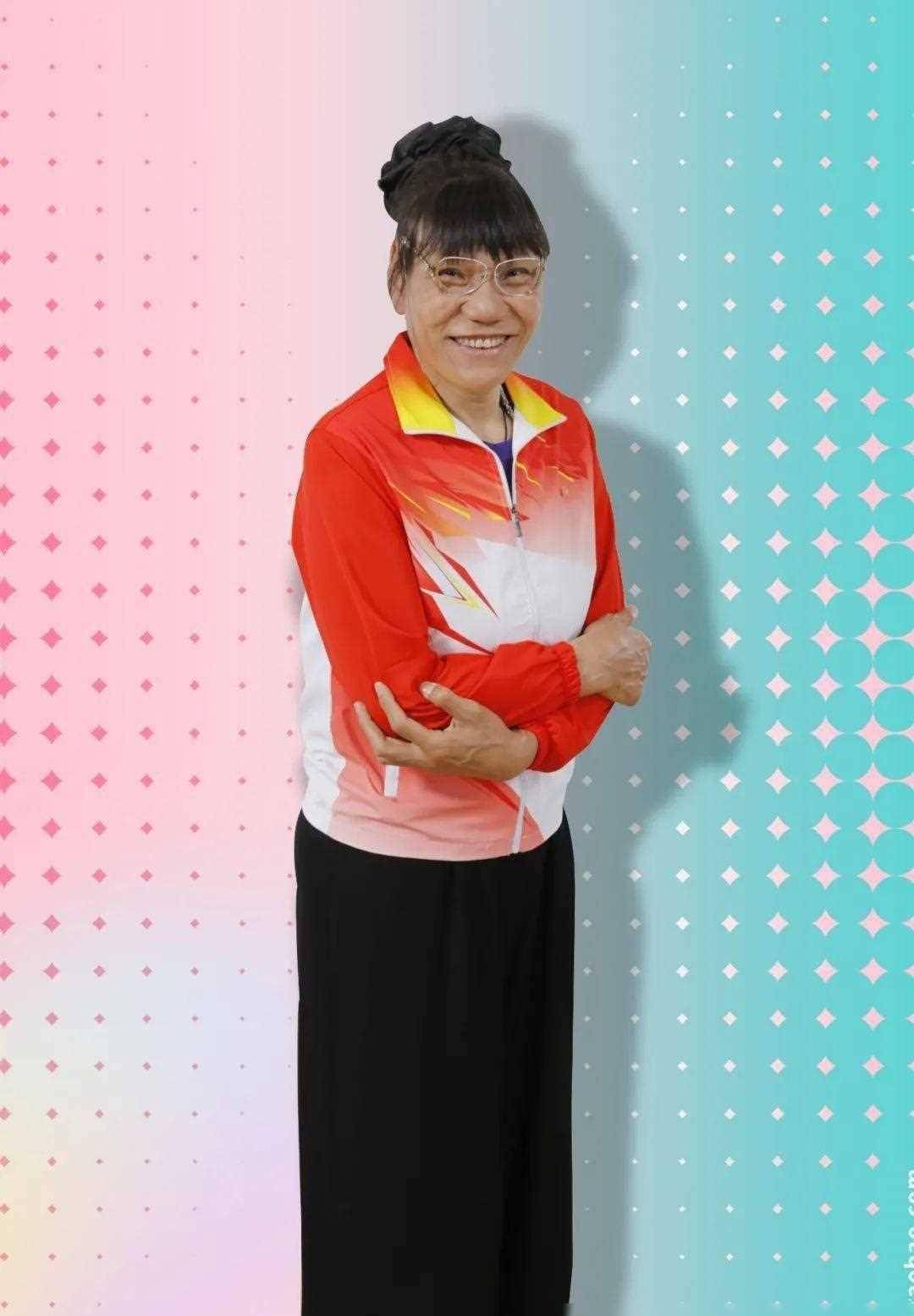 郑海霞:享受大校待遇,退役嫁给1米9街道临时工,如今家庭生赢_身高_nba