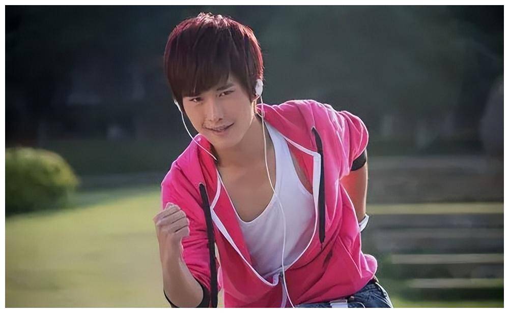 鸡爪癫公朱梓骁前半生有多风流后半生就有多落魄