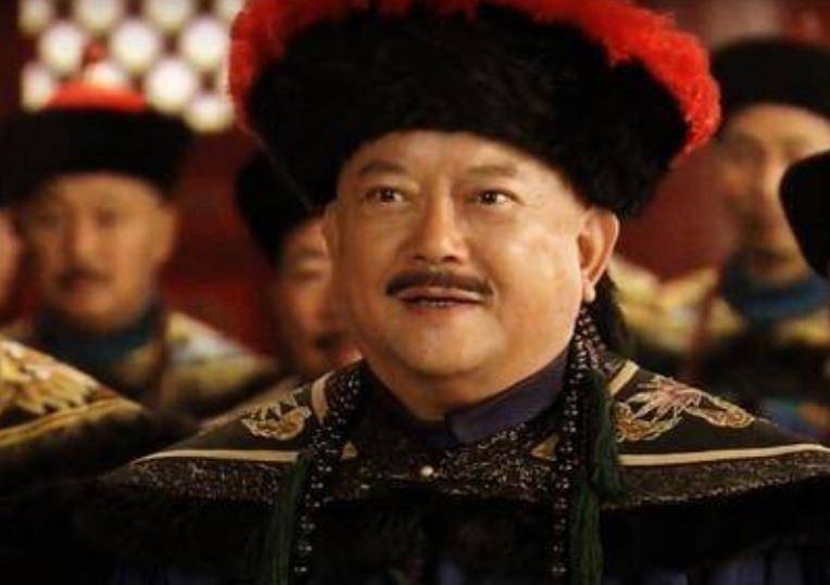 原创和珅赈灾往粥里丢沙子文武百官骂声一片乾隆为何却选择宽恕