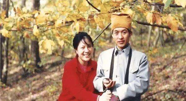 原创顾城生前拒绝抚养儿子杀妻自尽前给儿子留下遗书愿你别太像我