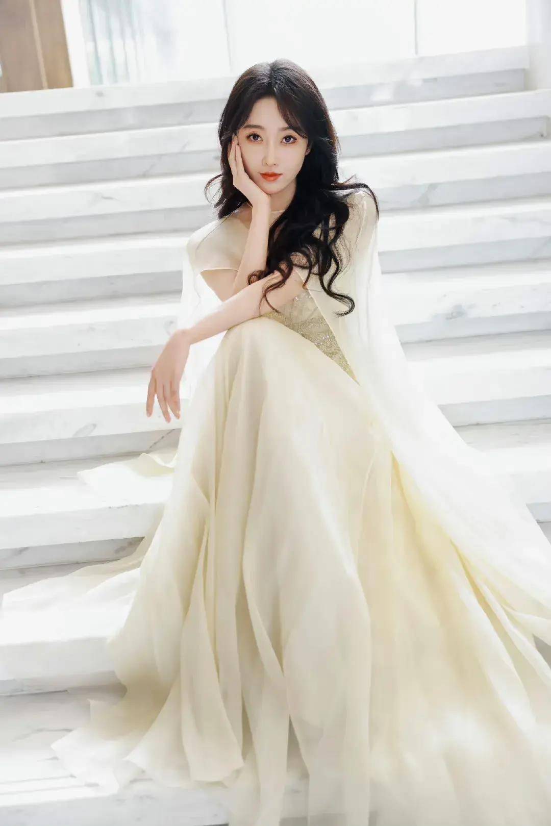 宣璐背后的故事