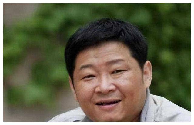 "『三德子』:养鸡致富,庭院品茶;与小15岁娇妻共享乡村生活"_赵亮