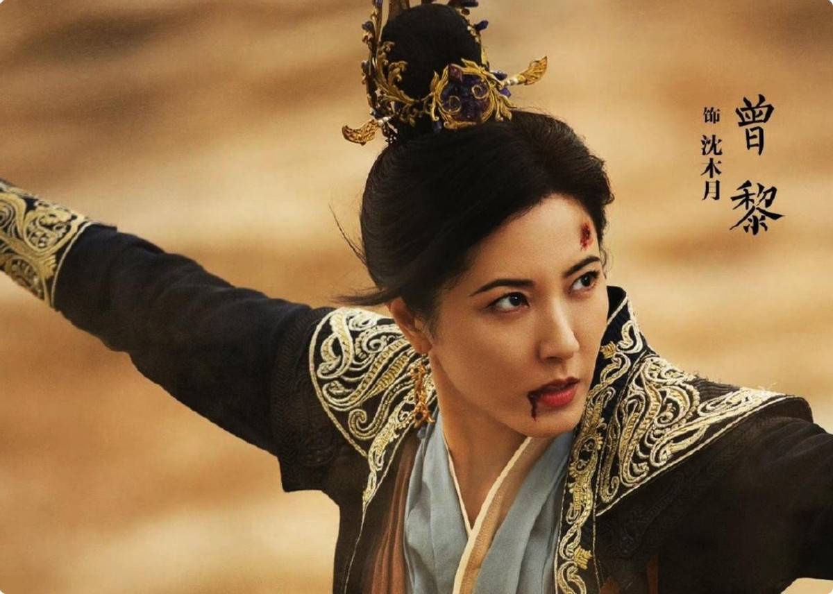 当36岁赵丽颖和47岁曾黎同框,我终于明白,颜值在气质面前不值一提