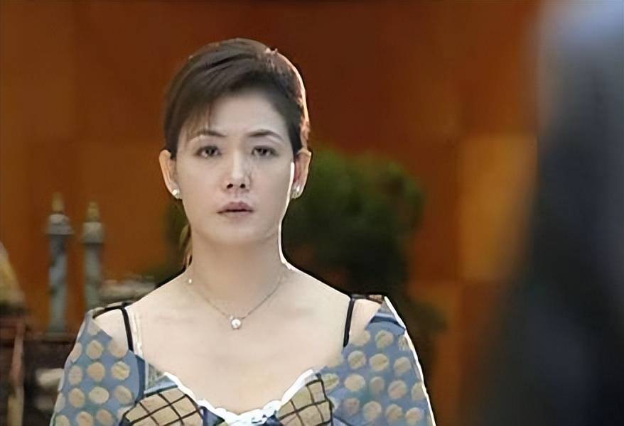 著名女演员50岁在片场离世一生未婚未育死后器官捐献救8人